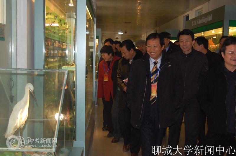 考察地矿标本馆